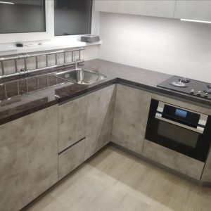 Компактная кухня для ограниченного пространства